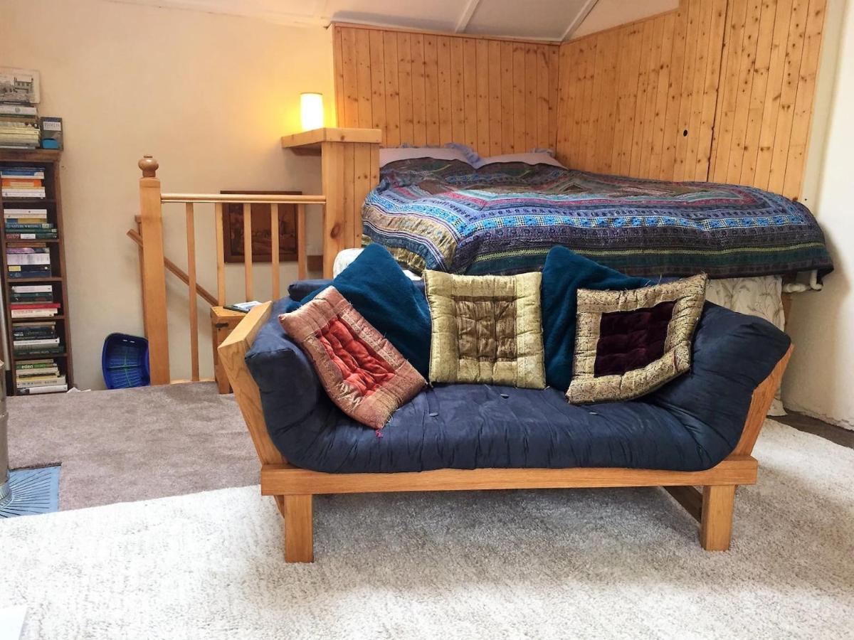 Bijou Cottage In Bronte Country With Wood-Burning Stove & Hot Tub Spa 호어스 외부 사진