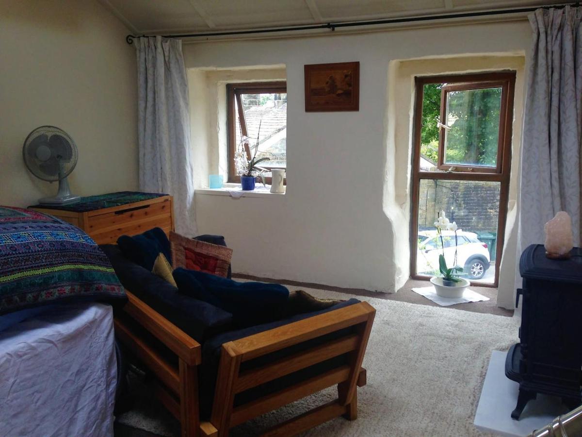 Bijou Cottage In Bronte Country With Wood-Burning Stove & Hot Tub Spa 호어스 외부 사진
