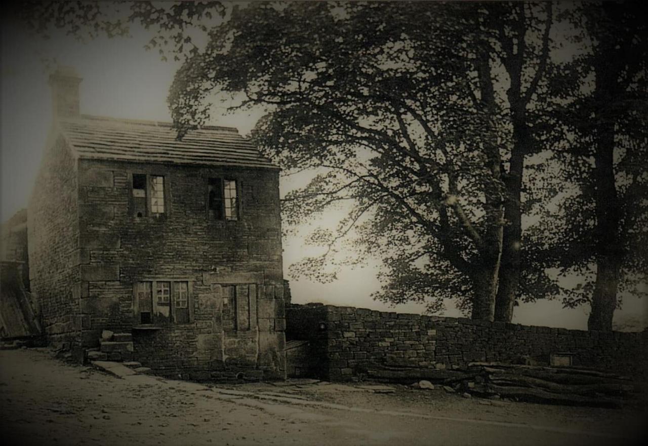 Bijou Cottage In Bronte Country With Wood-Burning Stove & Hot Tub Spa 호어스 외부 사진